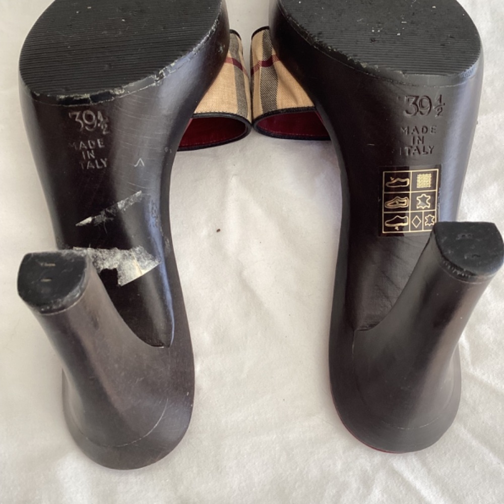 Burberry platform sandals - Picture 2 of 3